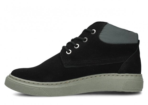 MODELL 615 SCHWARZ VELOURS