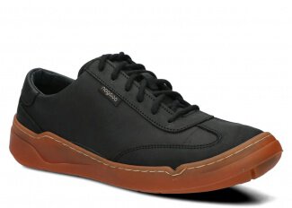 Halbschuh für Männer Nagaba Modell 467 Schwarz Crazy Leder